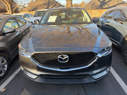 Used 2017 MAZDA CX-5 Touring w/ Preferred Equipment Package image 2