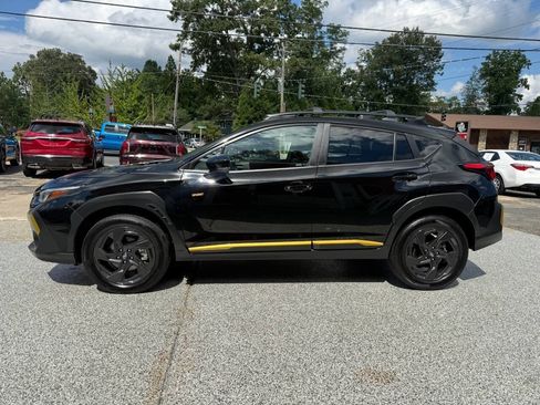 Used 2024 Subaru Crosstrek 2.5i Sport AWD/4WD image 3