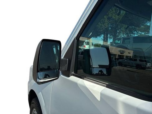 Used 2021 Nissan NV 2500 SV w/ Navigation Package RWD image 9