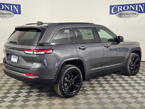 New 2026 Jeep Grand Cherokee Limited image 5