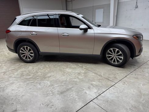 Certified 2023 Mercedes-Benz GLC 300 GLC 300 image 6