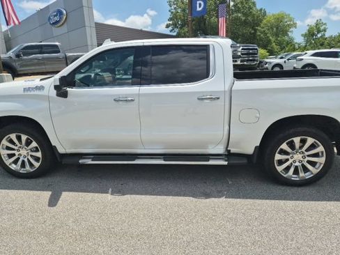 Used 2022 Chevrolet Silverado 1500 High Country AWD/4WD image 4