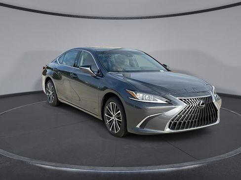 Used 2025 Lexus ES 350 w/ Premium Package FWD image 12