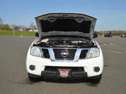 Used 2013 Nissan Frontier SV image 58