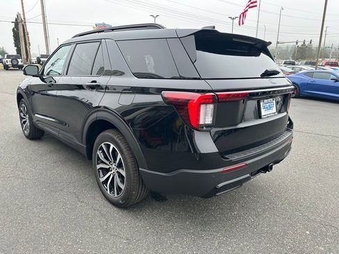 New 2025 Ford Explorer ST-Line image 5