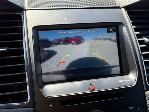 Used 2014 Ford Taurus SEL w/ Equipment Group 201A image 27