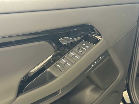 Certified 2026 Land Rover Range Rover Evoque S image 19