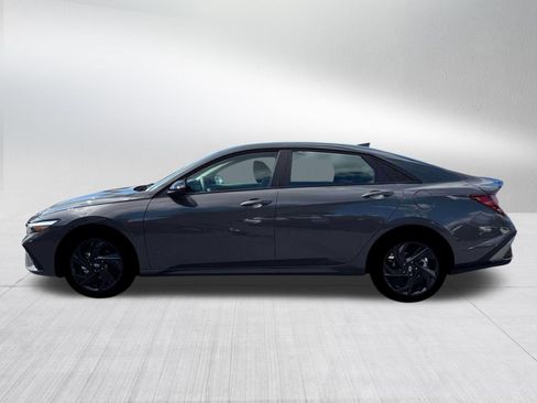 New 2026 Hyundai Elantra Sport image 3