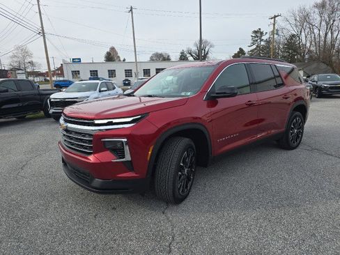 New 2026 Chevrolet Traverse LT w/ Sun and Wheel Package image 7