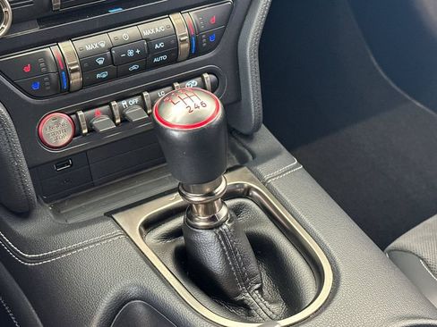 Used 2019 Ford Mustang Shelby GT350 w/ Technology Package image 14