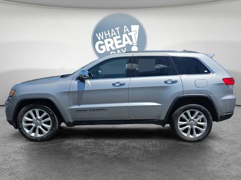 Used 2017 Jeep Grand Cherokee Limited AWD/4WD image 7