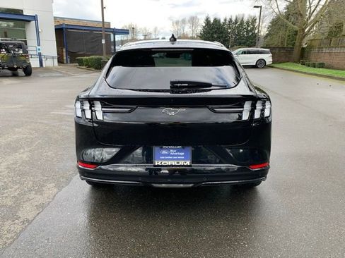 Used 2024 Ford Mustang Mach-E Premium image 5