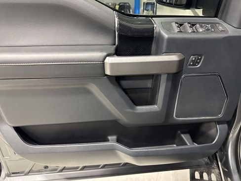 Used 2022 Ford F250 Platinum w/ Tremor Off-Road Package AWD/4WD image 22