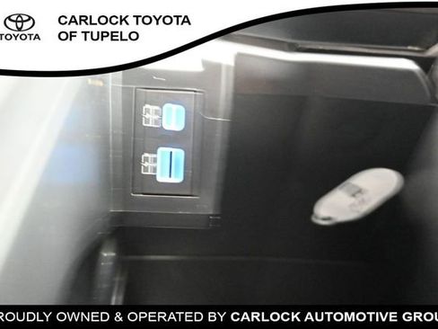 Used 2022 Toyota Sienna LE FWD image 17