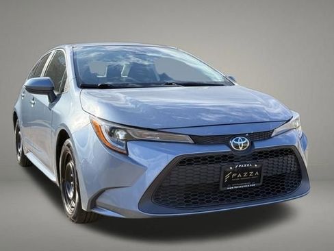 Used 2021 Toyota Corolla LE w/ Carpet Mat Package (TMS) image 8