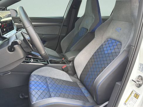 New 2026 Volkswagen Golf w/ Euro Style Package AWD/4WD image 28