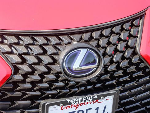Used 2019 Lexus UX 250h AWD/4WD image 13