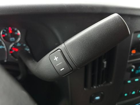 Used 2025 GMC Savana 2500 w/ Driver Convenience Package RWD image 27