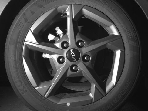 Used 2025 Kia K4 FWD image 18