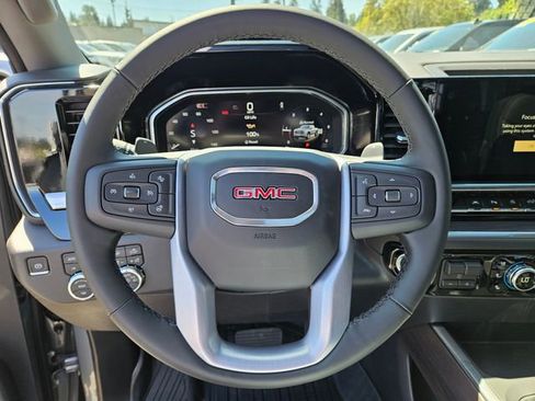 New 2026 GMC Sierra 1500 SLT AWD/4WD image 25