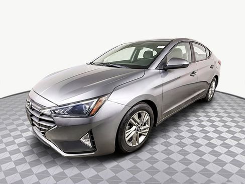 Used 2019 Hyundai Elantra SEL image 4