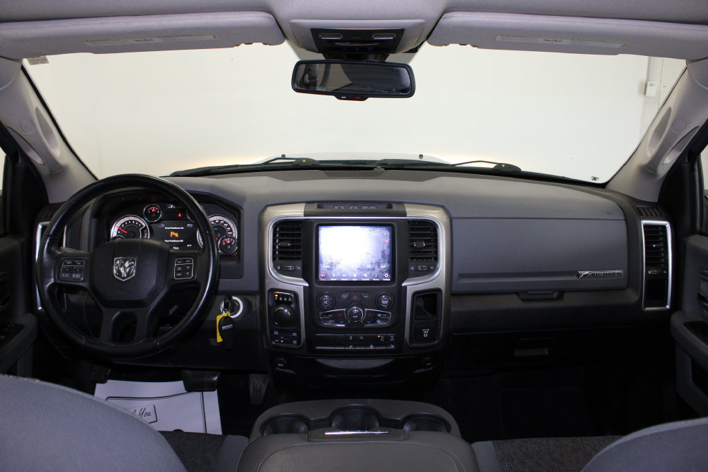 Used 2019 RAM 1500 Big Horn AWD/4WD image 9