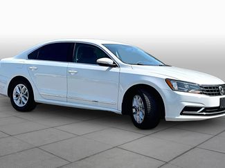 Used 2016 Volkswagen Passat 1.8T S FWD video 2