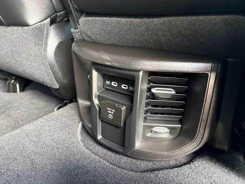 Used 2026 RAM 2500 Laramie AWD/4WD image 37