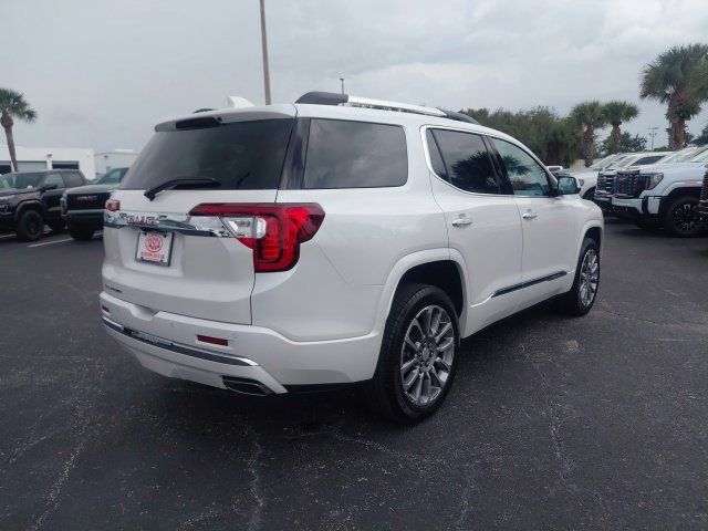 Used 2023 GMC Acadia Denali w/ Denali Ultimate Package FWD image 4