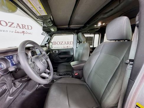 Used 2021 Jeep Wrangler Unlimited Sport image 24