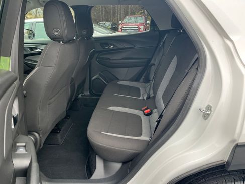 Used 2025 Chevrolet TrailBlazer LT image 20