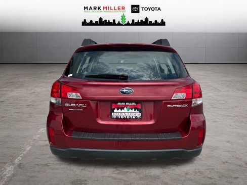 Used 2014 Subaru Outback 2.5i AWD/4WD image 4