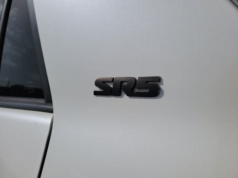 Used 2013 Toyota 4Runner SR5 w/ Convenience Pkg AWD/4WD image 31