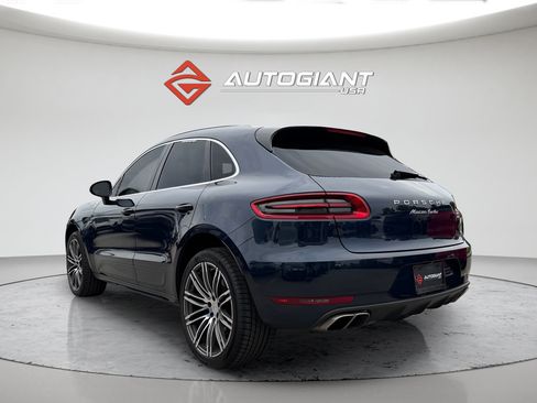 Used 2017 Porsche Macan Turbo AWD/4WD image 4