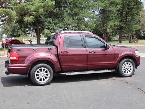 Used 2007 Ford Explorer Sport Trac Limited AWD/4WD image 4
