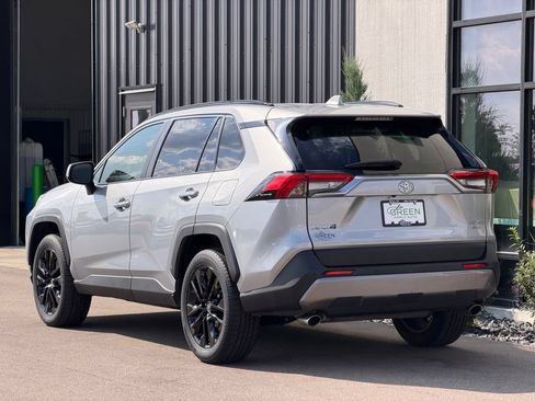 Used 2019 Toyota RAV4 Limited w/ All Weather Liner Package AWD/4WD image 3