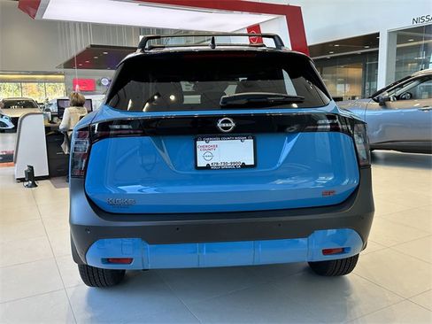 New 2026 Nissan Kicks SR image 6
