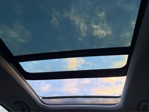 Used 2023 Jeep Grand Cherokee 4WD 4xe image 28