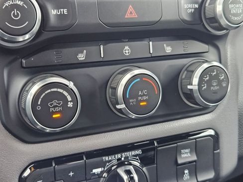 Used 2023 RAM 1500 Big Horn w/ Trailer Tow Group image 22