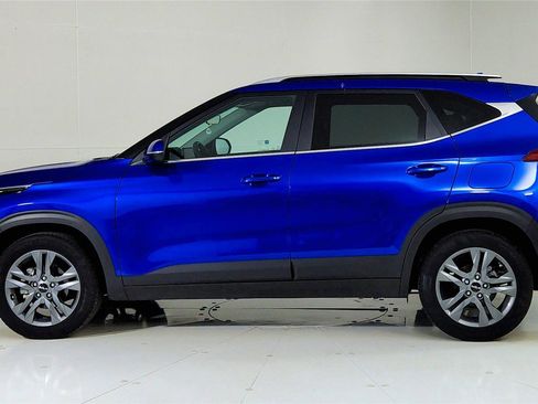 Used 2023 Kia Seltos S w/ Navigation Package image 6