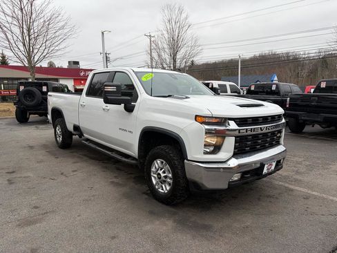 Used 2021 Chevrolet Silverado 2500 LT w/ Convenience Package image 4