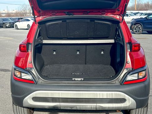 Used 2022 Hyundai Kona SEL w/ Convenience Package image 13