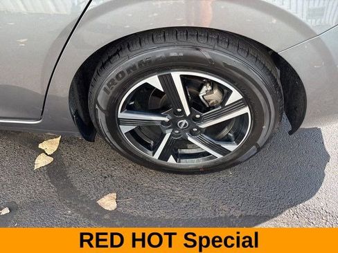 Used 2024 Nissan Sentra SV image 42