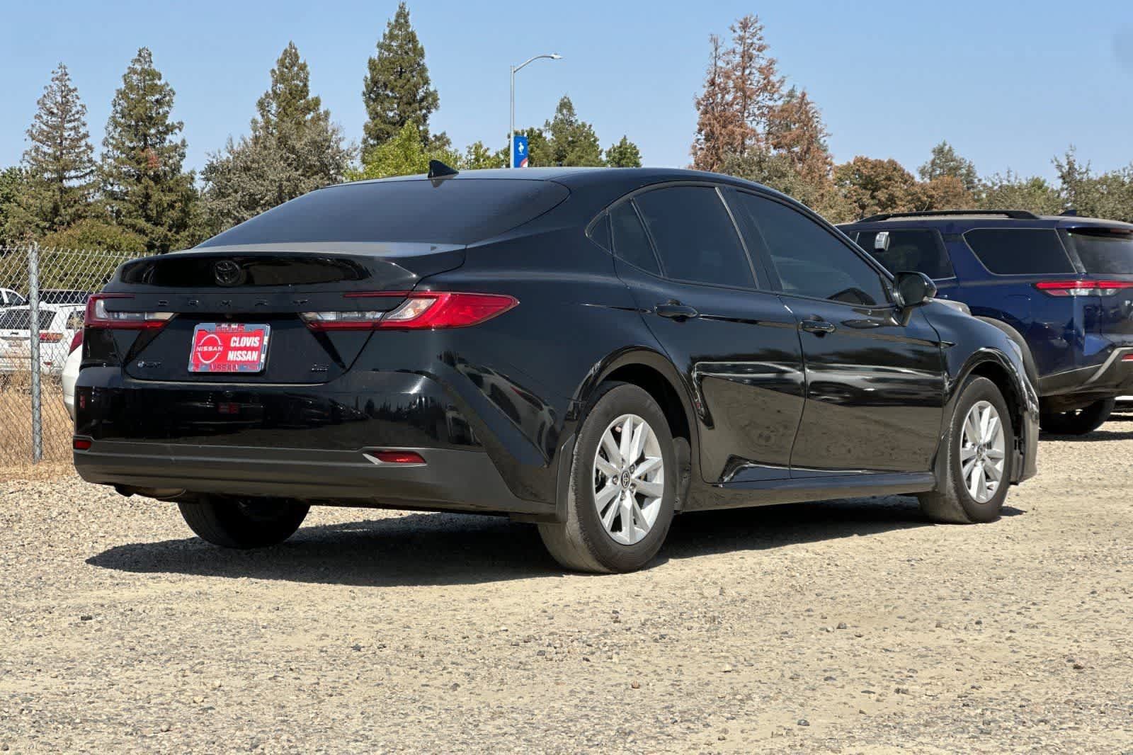 Used 2026 Toyota Camry LE FWD image 3