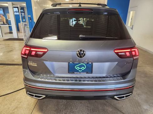 Used 2022 Volkswagen Tiguan SEL R-Line image 3