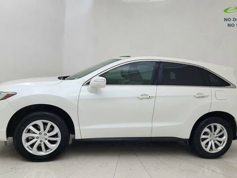 Used 2017 Acura RDX FWD w/ Technology Package image 3