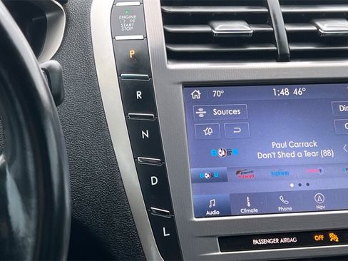 Used 2020 Lincoln MKZ Reserve image 23