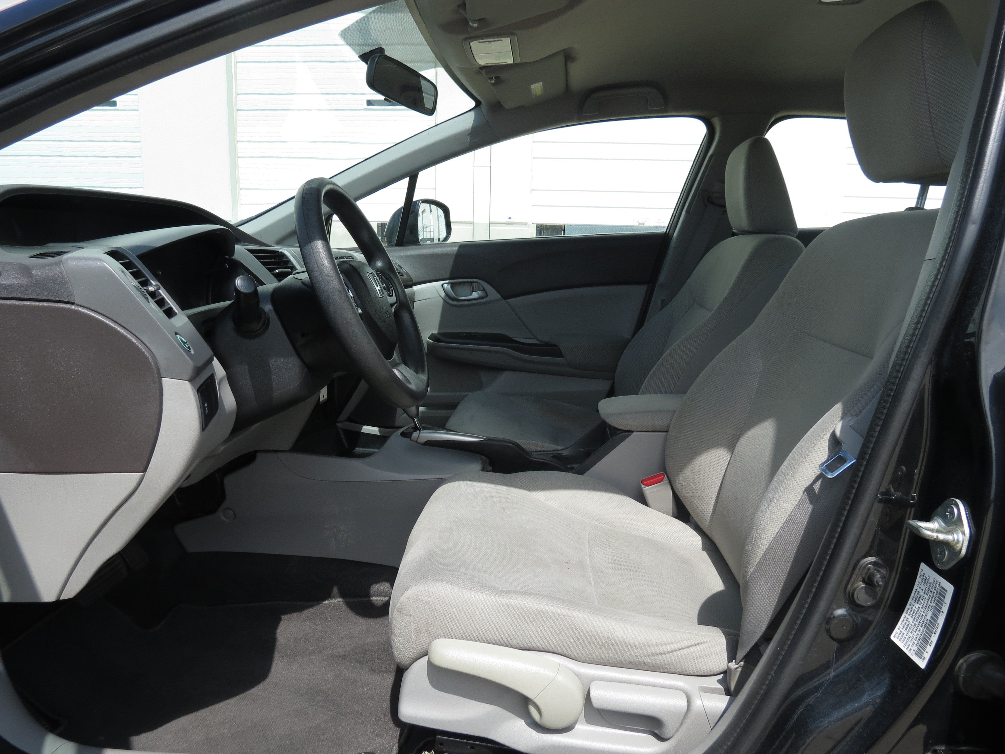 Used 2012 Honda Civic LX image 25