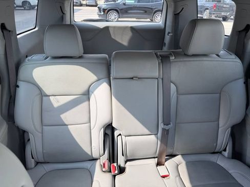 Used 2021 GMC Acadia SLT FWD image 5