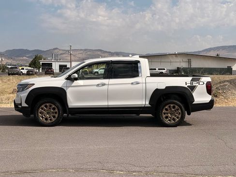 Used 2022 Honda Ridgeline RTL-E image 3